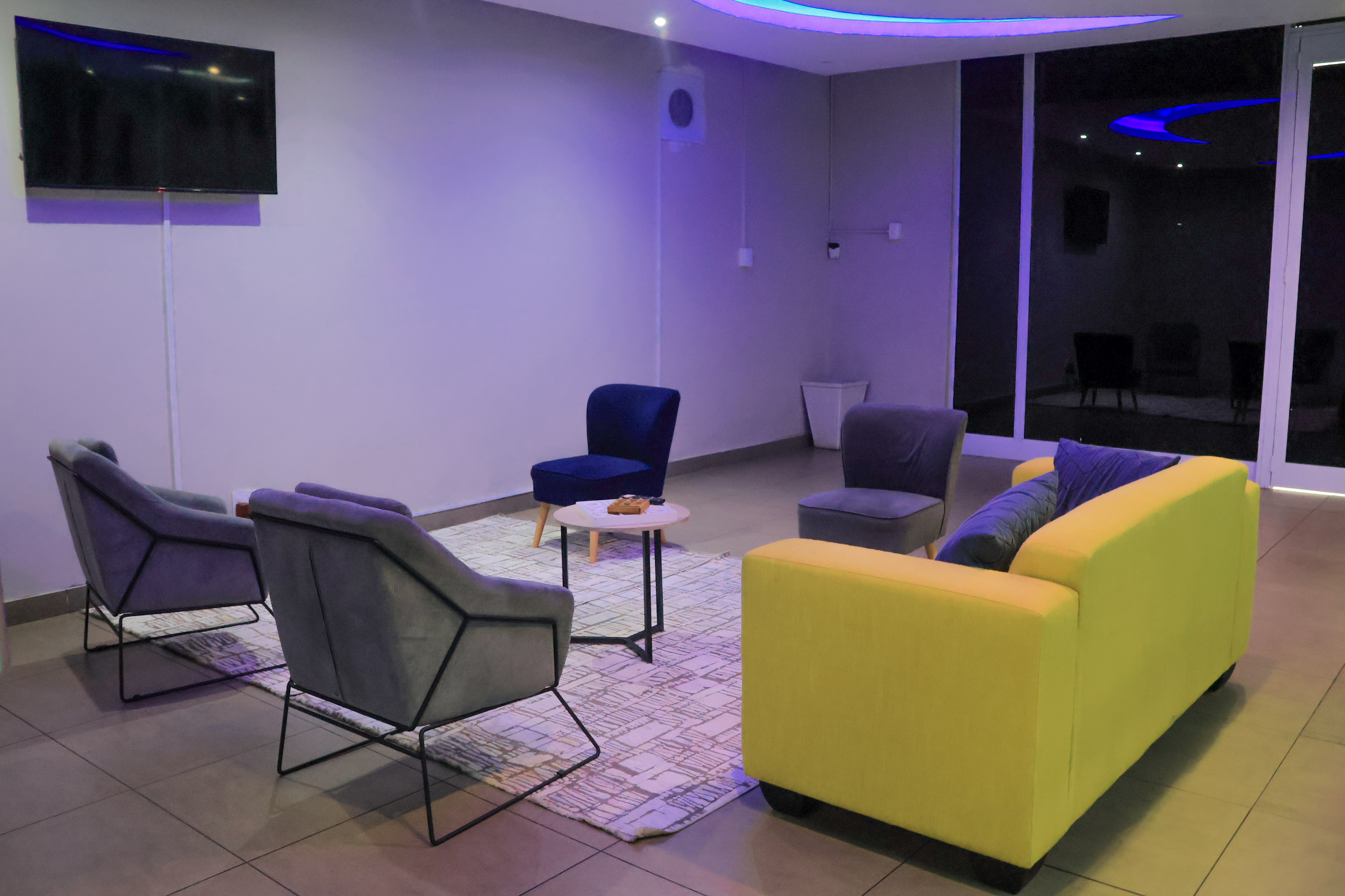 Consulting Lounge