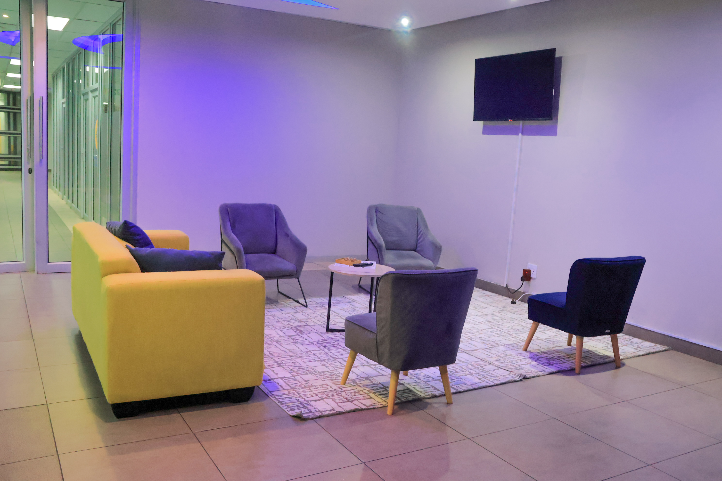 Slow Lounge Relaxation Area